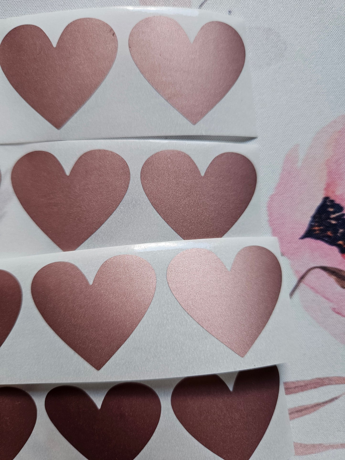 Rose Gold Scratch off Heart sticker - 30mm x 35mm - Scratch to reveal sticker