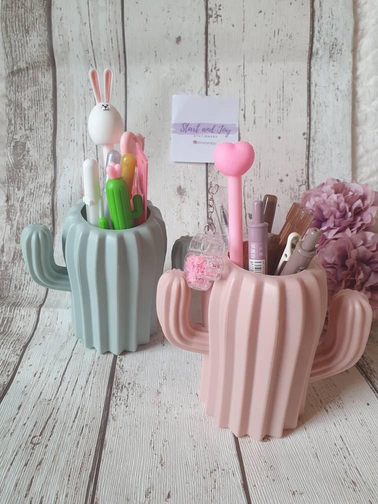 Cute pen pot desk organiser - pink or green